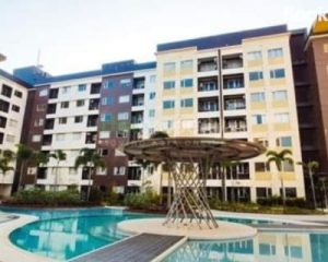 Avida Iloilo, 8pax- 2 Studios,downtown Area,shortwalk Mall/esplanade,pool+wifi+netflix+kitchen