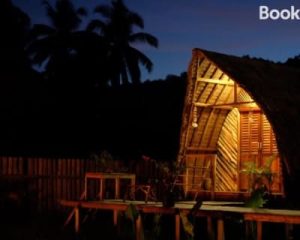 Palayan Paradise Huts